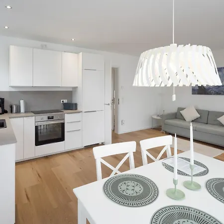 Im Neubau * Ringen