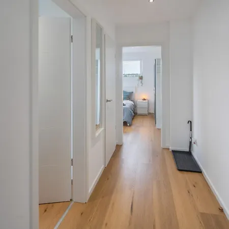 Im Neubau * Ringen
